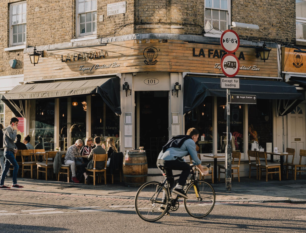 La Farola Cafe &Bistro